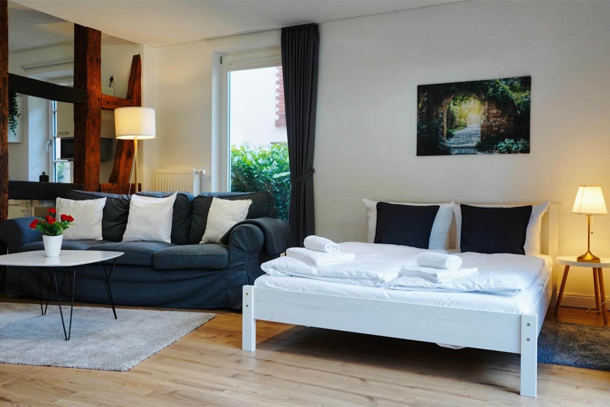Altstadt I - Terrasse- Parkplatz- Waschmaschine Apartment *