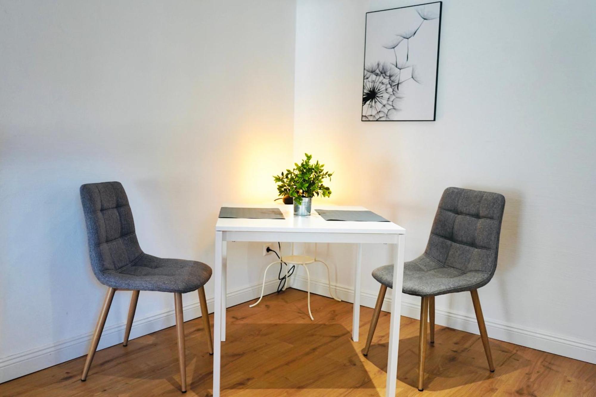 Altstadt I - Terrasse- Parkplatz- Waschmaschine